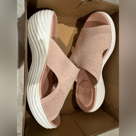 Clarks womens Marin Coral Slide Sandal, Light Pink Knit, 8.5 US - Picture 6 of 6